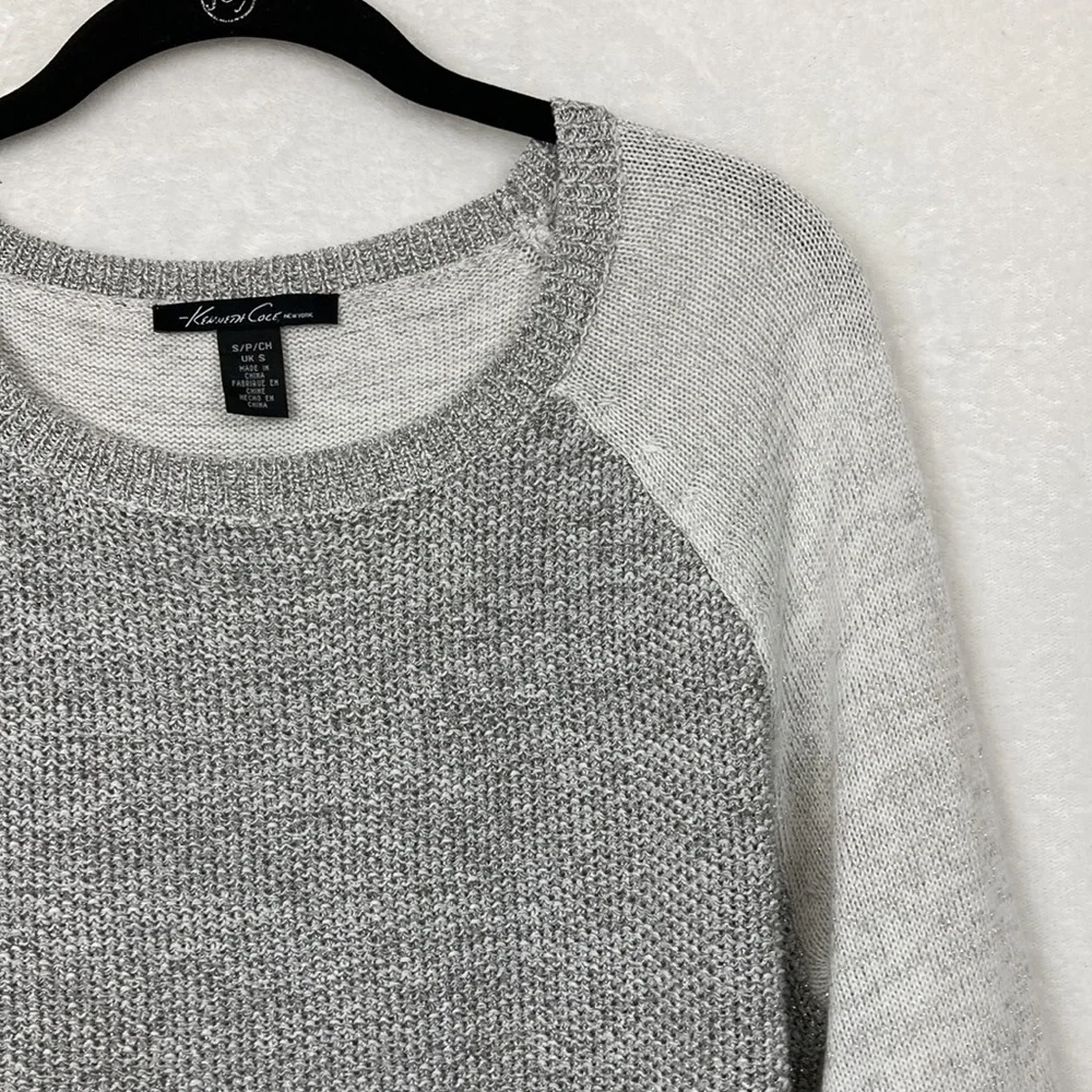 Kenneth Cole Women’s Raglan Silver Gray Sparkle Sweater sz Small
